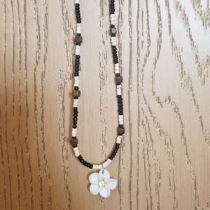 Flower necklace